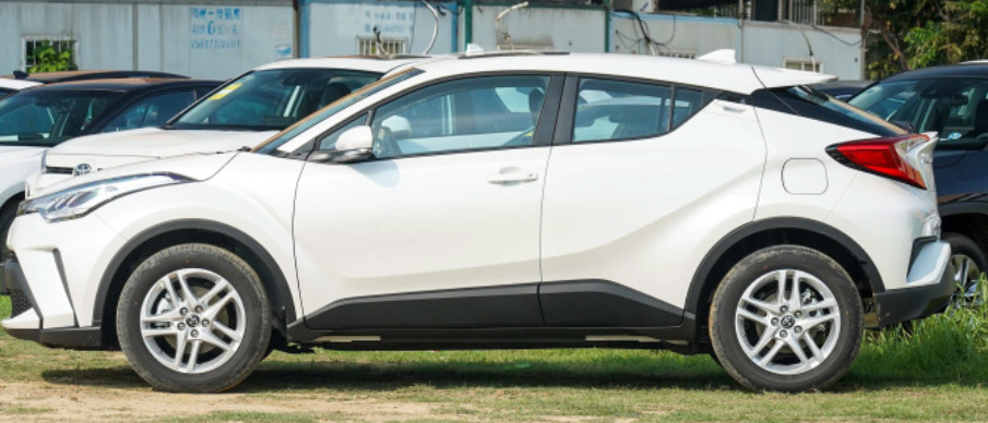 Версия 2023 Lingxian спаренного двигателя спаренного двигателя 2.0L Тойота C-HR умная электрическая гибридная