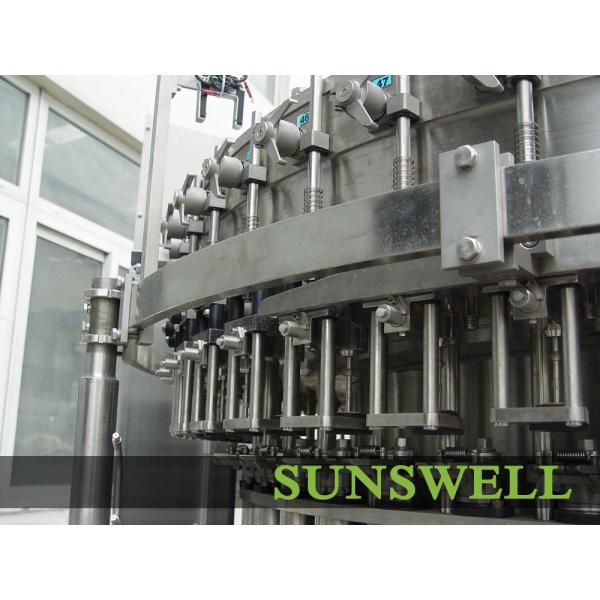 Автоматическим машина завалки заполнения стеклянной бутылки ЛЮБИМЧИКА Carbonated оборудованием