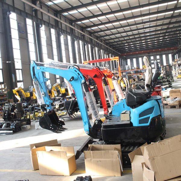 ODM Euro5 1.5 T Mini Excavator  Two Cylinders Hydraulic Small Digging Equipment