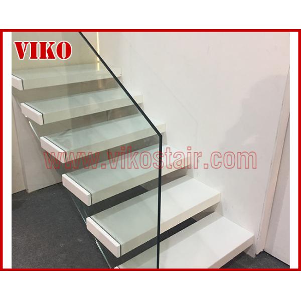 Floating Staircase VK38S Floating Stair Tempered GlassLED Light strip, Stringer: 5mm+5mm(Thickness), Dia 6mm Steel Cable