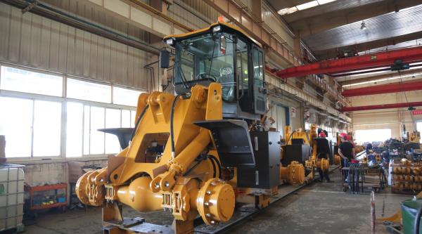 Cummins EURO V Engine Compact Wheel Loader Backhoe Loader SNSC Fully Hydraulic System