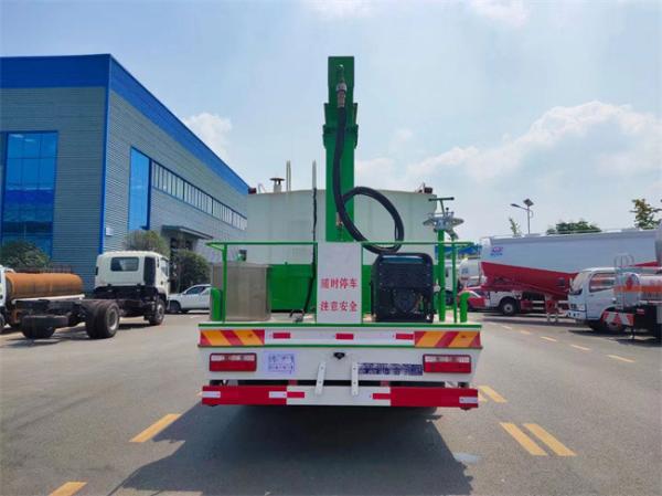 Nouvelle usine Runli de Chine - Char Dongfeng - Capacité 8000 litres - Véhicule de suppression de la poussière
