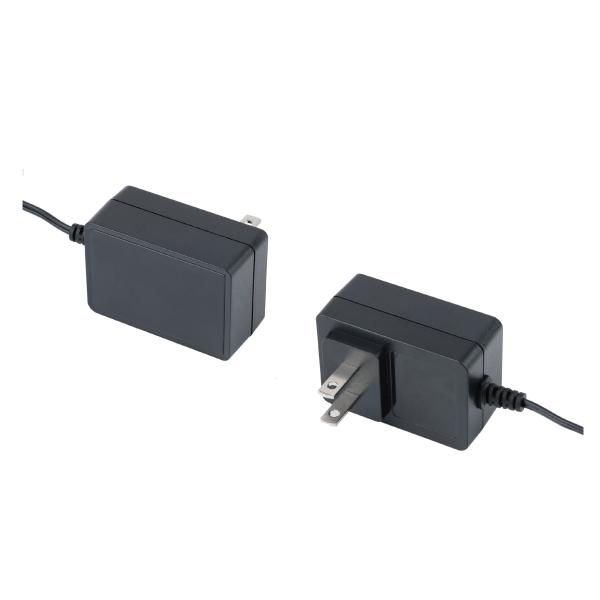 UL Certified Medical Grade AC Adapter Auto recovery Short Circuit Protection 85% Efficiency US/EU/UK/AU Plug 2A Output