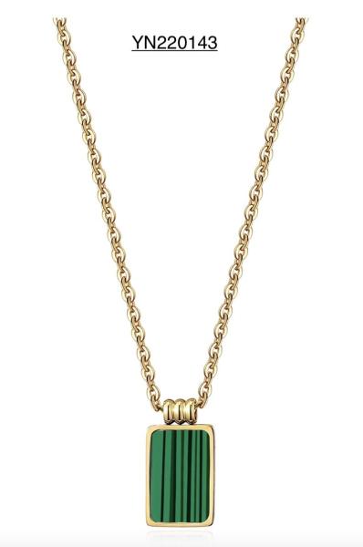 Vintage 18k Stainless Steel Fashion Necklaces Square Green Stone Pendant Necklace