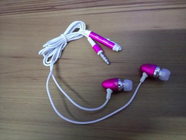 Aluminum ear-lap in-ear earphones   mobile phone headphone bullet earbuds single-use earphone