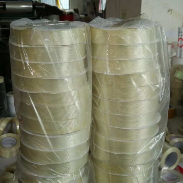 Waterproof Mono Oriented Fiberglass Filament Tape with 150mic Thickness and 48mm*40m Size for Bundling
