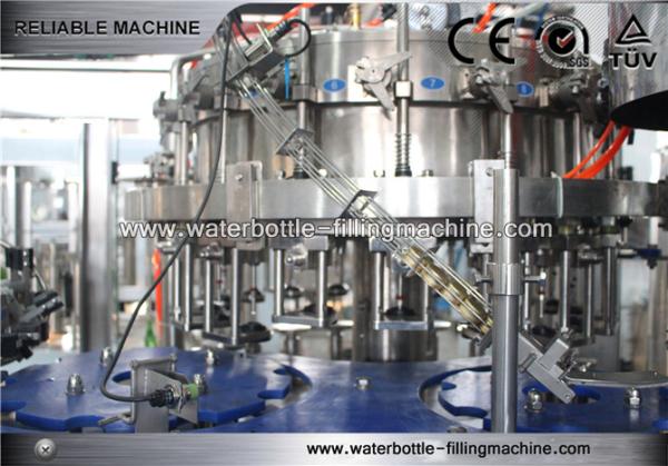 Soda/máquina quente da garrafa de vidro da bebida, linha do engarrafamento do ANIMAL DE ESTIMAÇÃO de 380V 50Hz