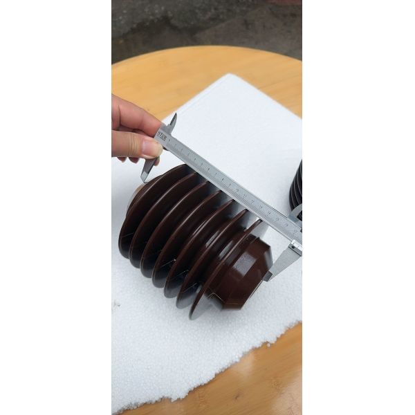 Brown Epoxy Resin Medium Voltage Outdoor Support Insulators with 175mm Length