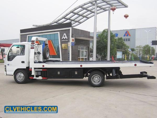 600P 130hp International Flatbed Tow Truck Isuzu Rollback Truck Diesel