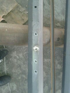 Известный фонарный столб металла горячего погружения проекта гальванизированный, белый поляк стали света покрытия