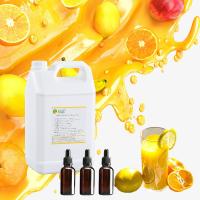 Arôme d'orange fraîche utilisé pour cuire des gâteaux à base de jus
