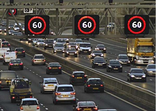 Motorway Traffic Fixed Variable Speed Limit Signs Light Weight Short Thickness