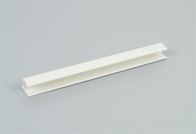 Profil à extrusion de PVC sur mesure, exempt de caractéristiques statiques