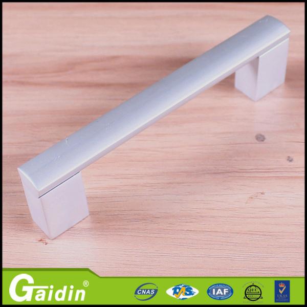 China factory new design aluminum kitchen cabinet handles and knobs