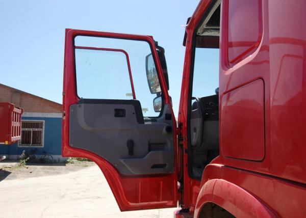 Caminhão SINOTRUK HOWO RHD 4X2 Euro2 336HP ZZ4187N3511W do trator