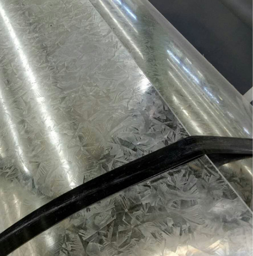 Q195 Q235 bobine d'acier galvanisé de haute qualité 100 mm 500 mm 1000 mm largeur pour l'industrie