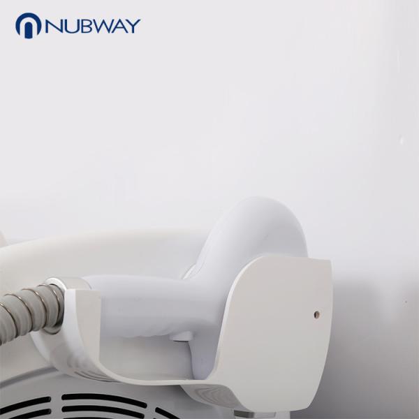 2018 professional 808 nm Diode laser hair removal machine with cooling