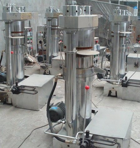 Small Scale Edible Oil Refining Machine Crude Oil Refinery Machine for Oil Production