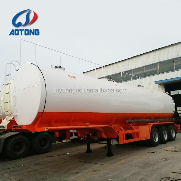 Caminhão de transporte de combustível / óleo diesel de alta capacidade de 3 eixos 46CBM