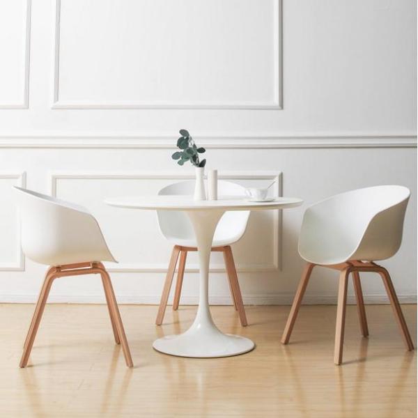 Nordic simple plastic leisure chair Hale dining chair creative wood foot coffee shop chair theme restaurant chair
