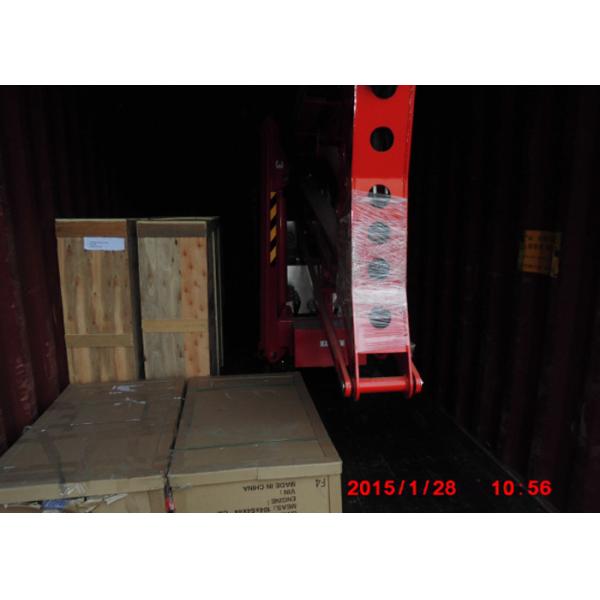 Wired Remote Control Hydraulic Boom Lift , High Strength Steel Articulating Boom Lift