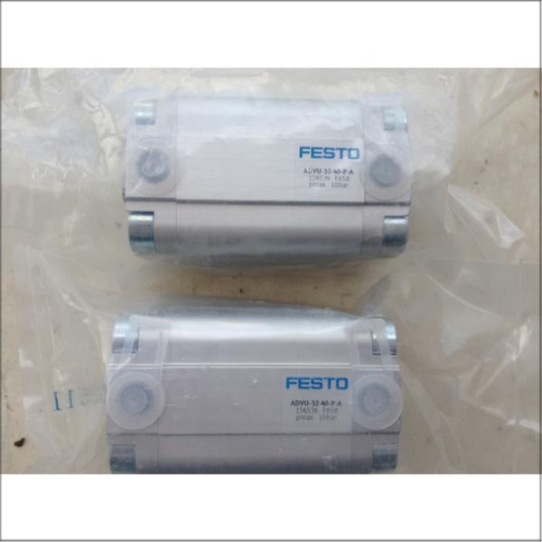 Festo Cylinder ADVU-32-40-P-A Silver -20°C To 80°C Elastic Cushioning Low Maintenance Costs Precise Position Detection