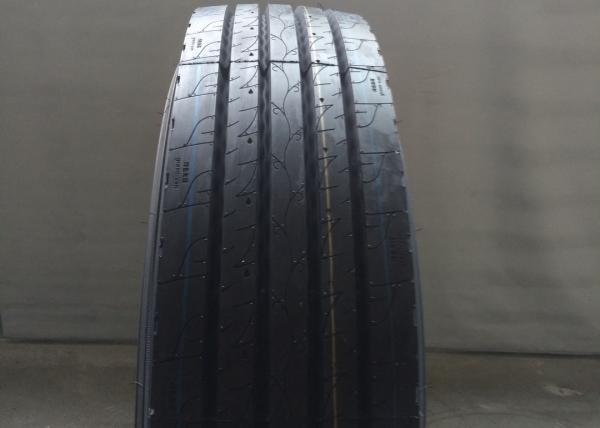 High Wearable Low Rolling Resistance Tires , Lightweight Truck Tires Eco Friendly