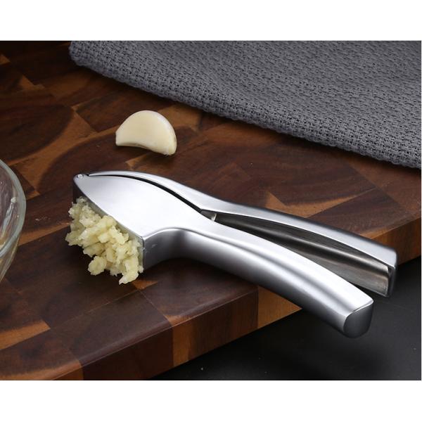 Stainless Steel Zinc Alloy Manual Garlic Press Hand Press for Cooking Kitchen Tools