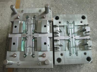 A modelação por injeção plástica do PVC disparou no plástico da injeção do molde do fabricante da modelagem por injeção de modelação por injeção