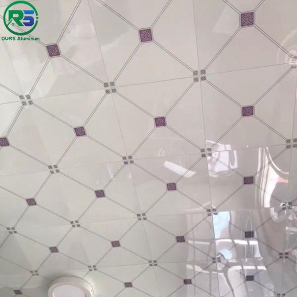 Artistic Perforated Metal Tiles For Modern Home Kitchen Washroom Decoration 300*300mm 600*600mm