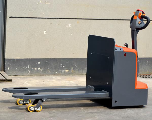 Elevador de paletes motorizado 3 toneladas Caminhão de paletes elétricos Peso de tração nominal 2000 kg