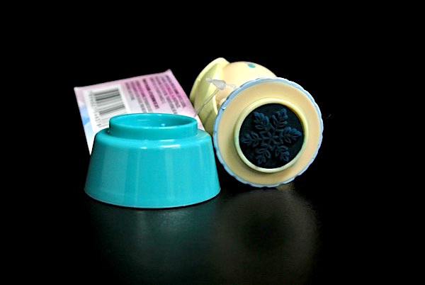 Frozen Princess Plastic Toy Figures With Disney Logo Blue / Pink Color