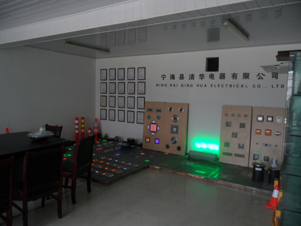 High Quality Reflector Aluminium LED Cat Eyes Best Warning Effects Solar LED Road Stud For Traffic Safety