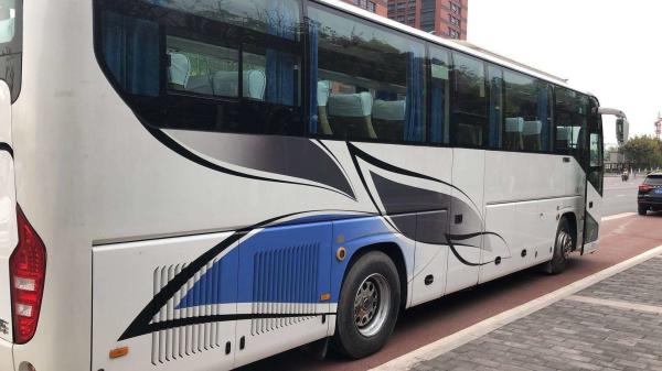 Movimentação usada Seat da mão esquerda do motor diesel do ônibus do passageiro de ZK6119H2Y 51 quase nova com porta automática