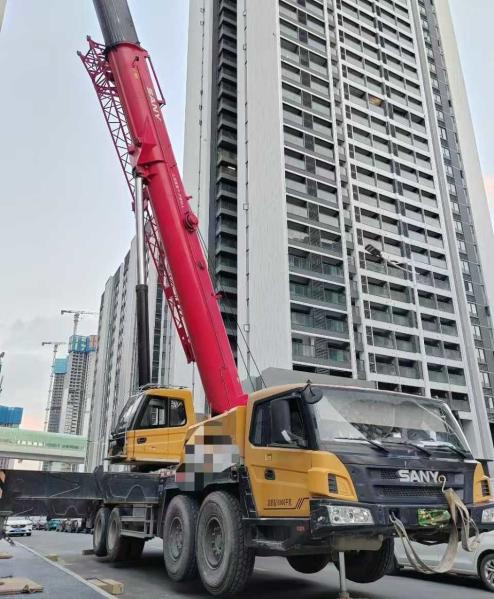 Grue sur camion Sany 80T STC800T6, grue de levage lourde, grue d'occasion 2020