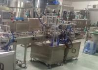 Ligne économiseuse d'énergie représentation stable de remplissage de bouteilles d'alcool qui respecte l'environnement