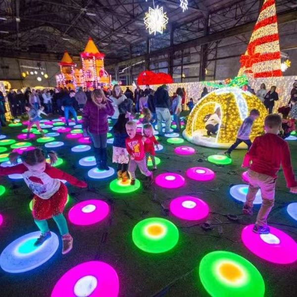 IP65 Waterproof LED Dance Floor Tile with 16 Color Changeable Lighting and 200KG Load Capacity for Interactive Play