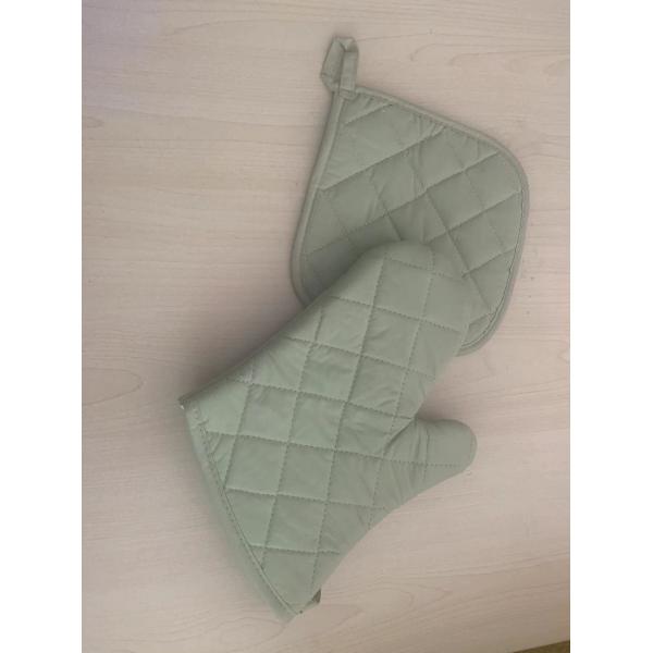 Heat Resistant Gloves Cotton Oven Mitt And Pot Holder Set