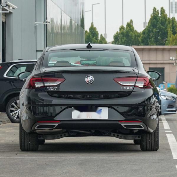 Buick Regal 2023 552T умный наслаждается средством автомобиля седана места двери 5 версии 4