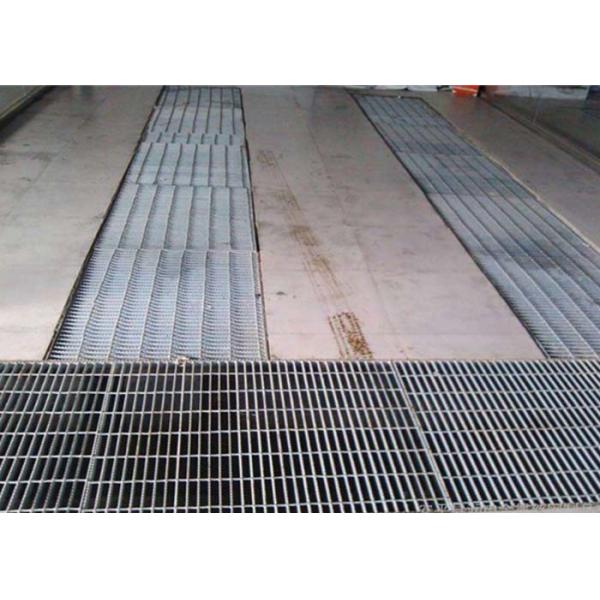 погружение толщины 30x2mm горячее гальванизировало стальные стоки крышки стока канавы скрежетать