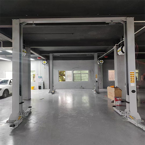 Barrier-Free Design T245MZ Car Lifting Equipment For Unobstructed Workspace And