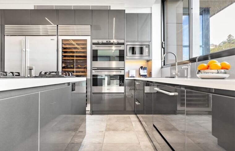 Modern European Style Kitchen Pantry Cabinet with Solid Wood and White Gloss Finish