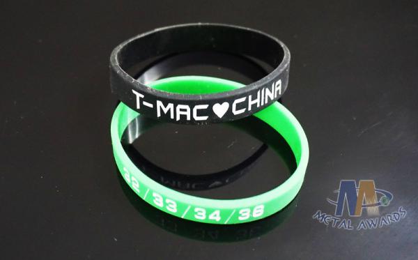 Interchangeable Custom Plastic Bracelets Promotional Silicone Bracelets 200 * 12 * 2mm