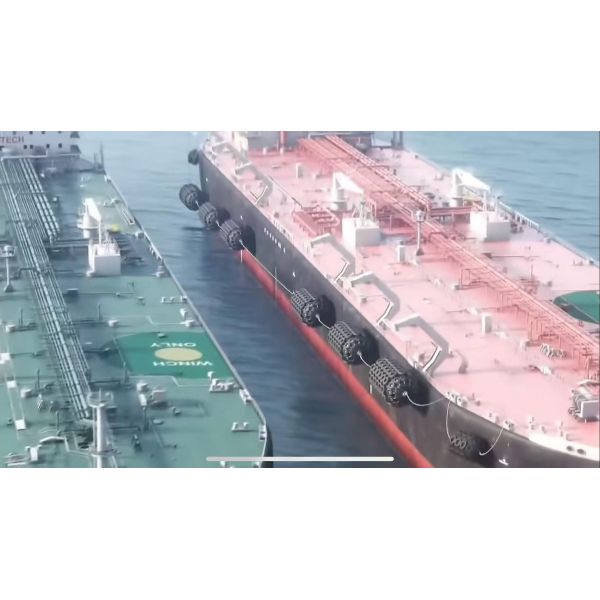 3.3m×6.5m High-Strength ISO 17357 Certified Pneumatic Rubber Fender – Marine Vessel Collision Protection Fender with Reinforced Tire Net & Precision Piston Component