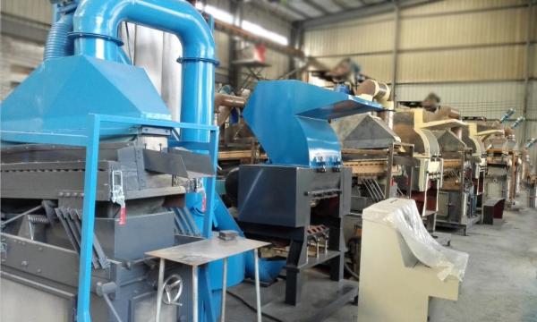 Waste Copper Wire Granulator Machine / Aluminium Copper Recycling Equipment