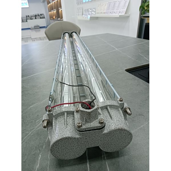 Explosion Proof LED Light with Tempered Glass and Anti Corrosion for Hazardous Industrial Zones