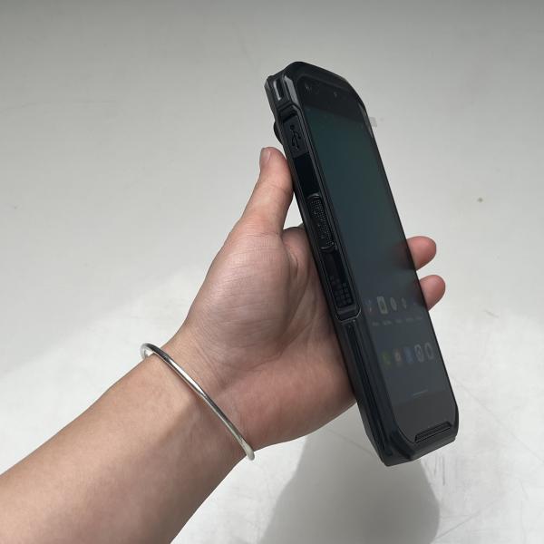 6GB Ram Industrial Pda Android Customized Handheld Rugged Computer 5.5 Inch