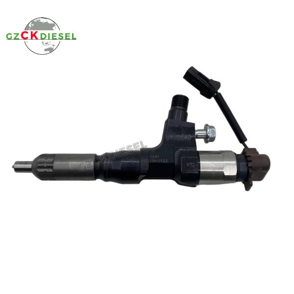 Common Rail Fuel Injector 295050-0920 23670-E0540 for J05E Engine