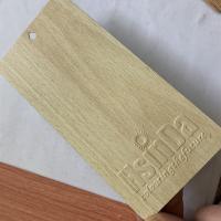 Le revêtement en poudre de grains de bois d'aluminium par pulvérisation est un revêtement de finition respectueux de l'environnement.