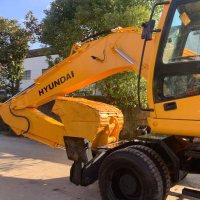 HYUNDAI 210W-7 Old Wheel Excavator, équipement de construction utilisé 124KW Pour le minage